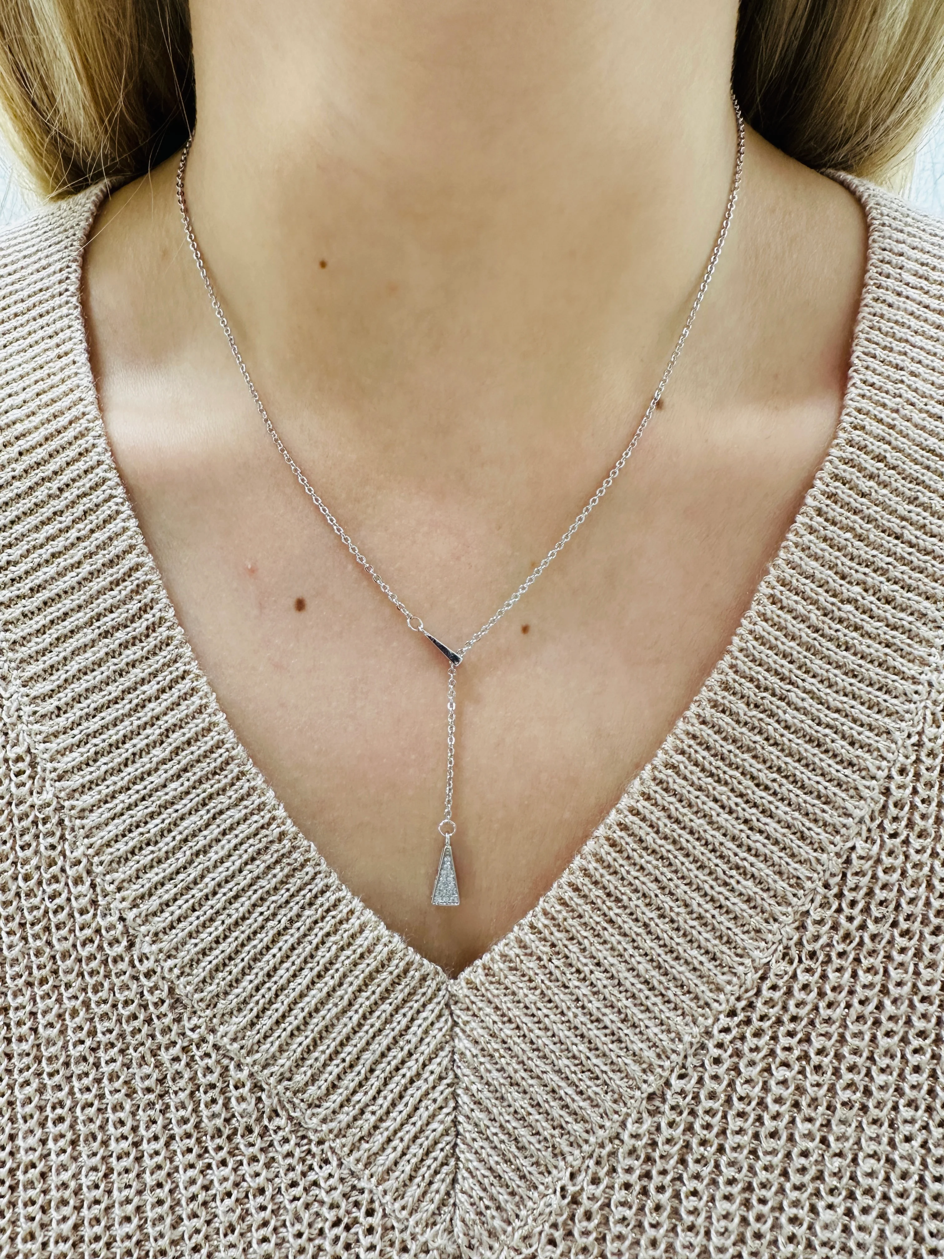 Clion Necklace - Image 4