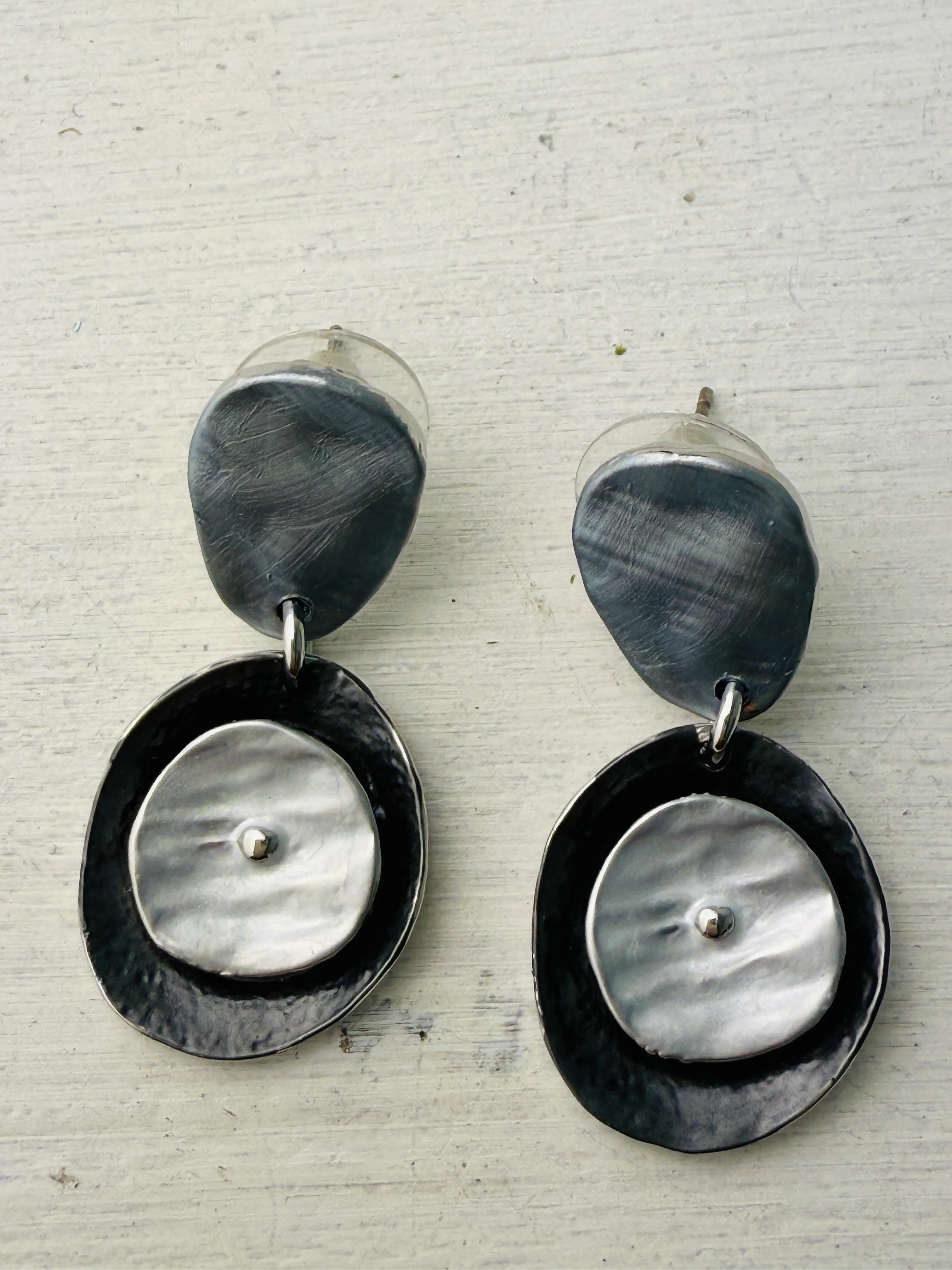 Coralia Earrings - Grey - Image 3