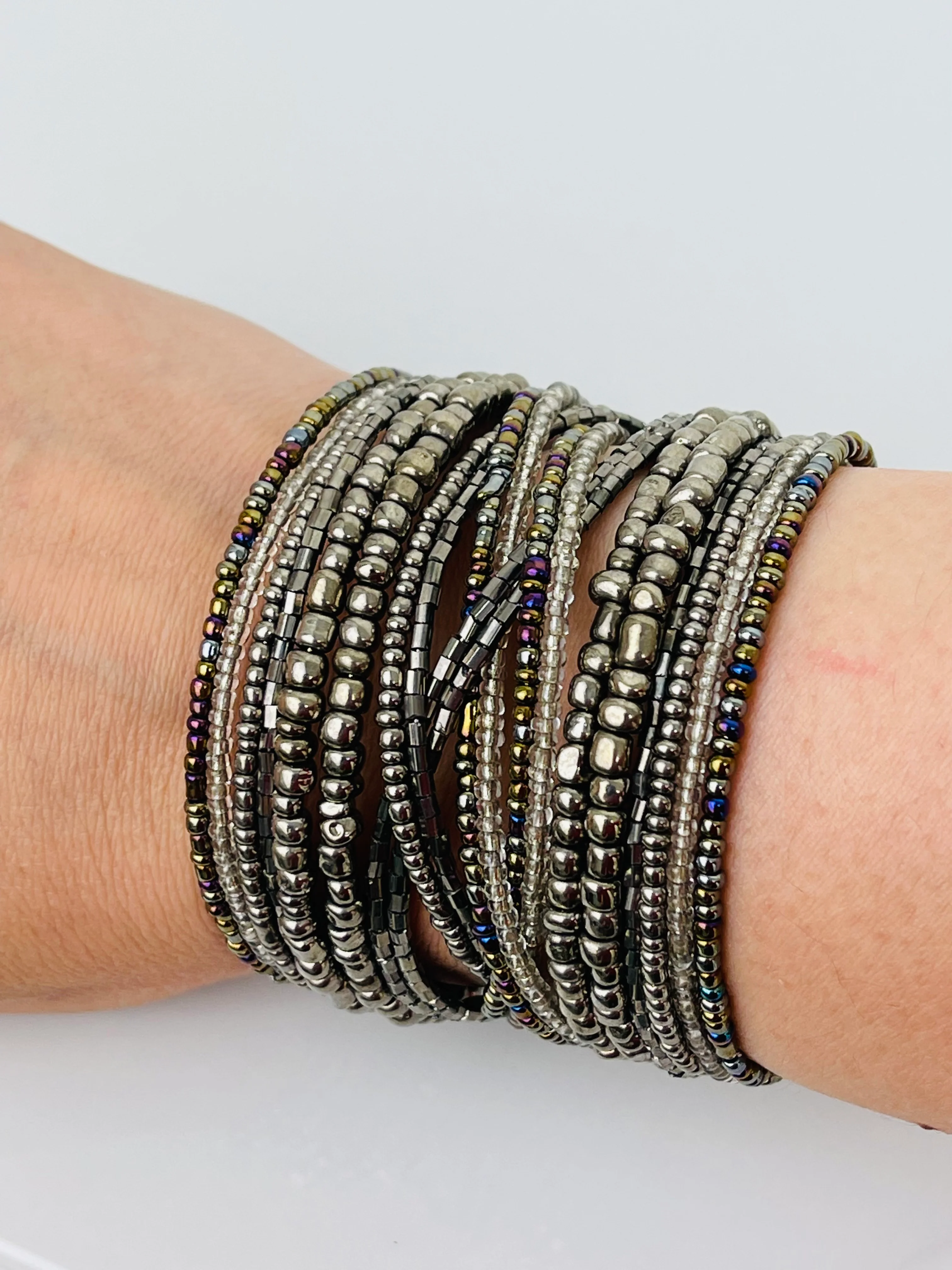 Luz Cuff - Metallic Silver & Clear