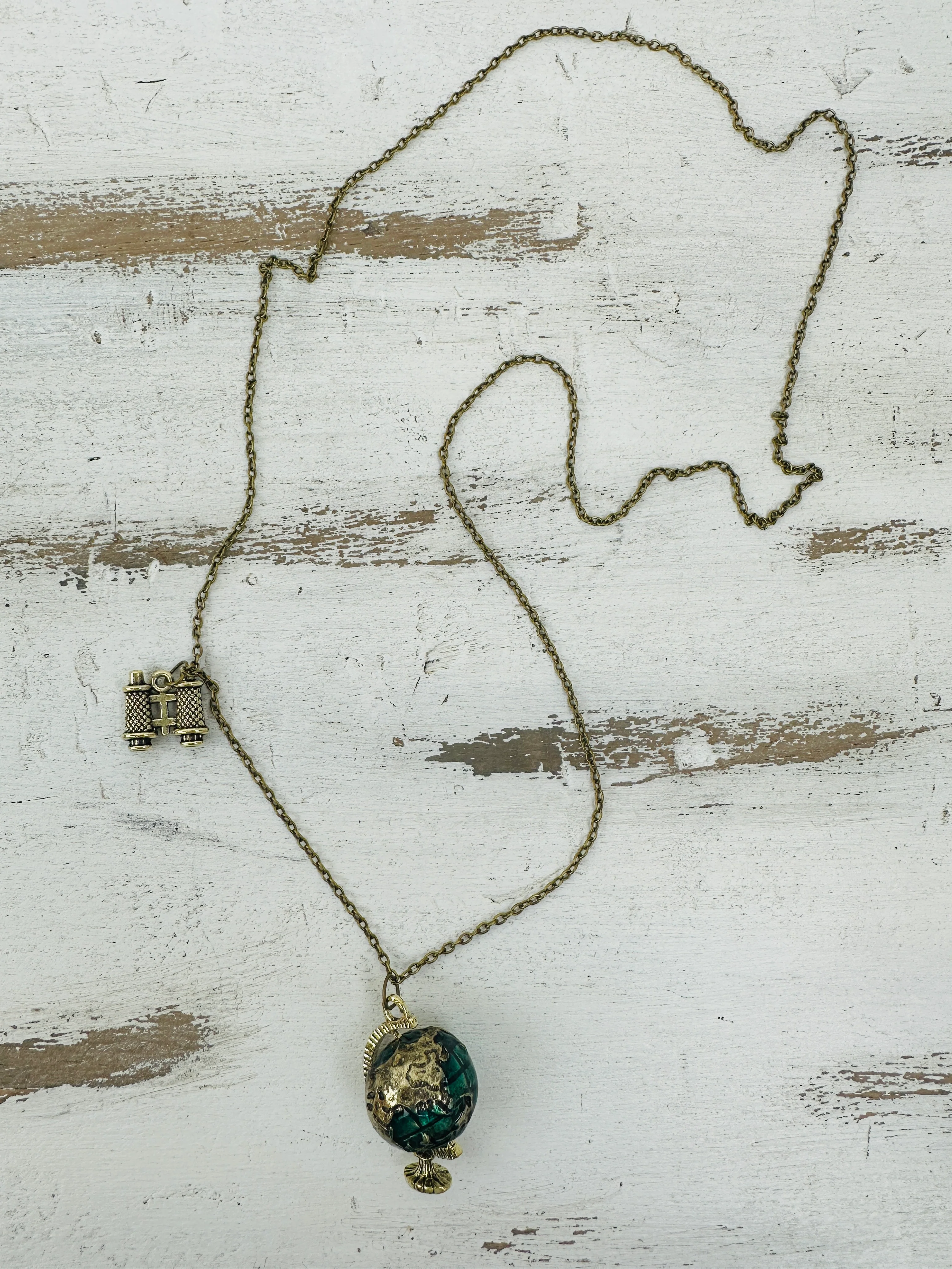 Vintage Globe Necklace - Image 3