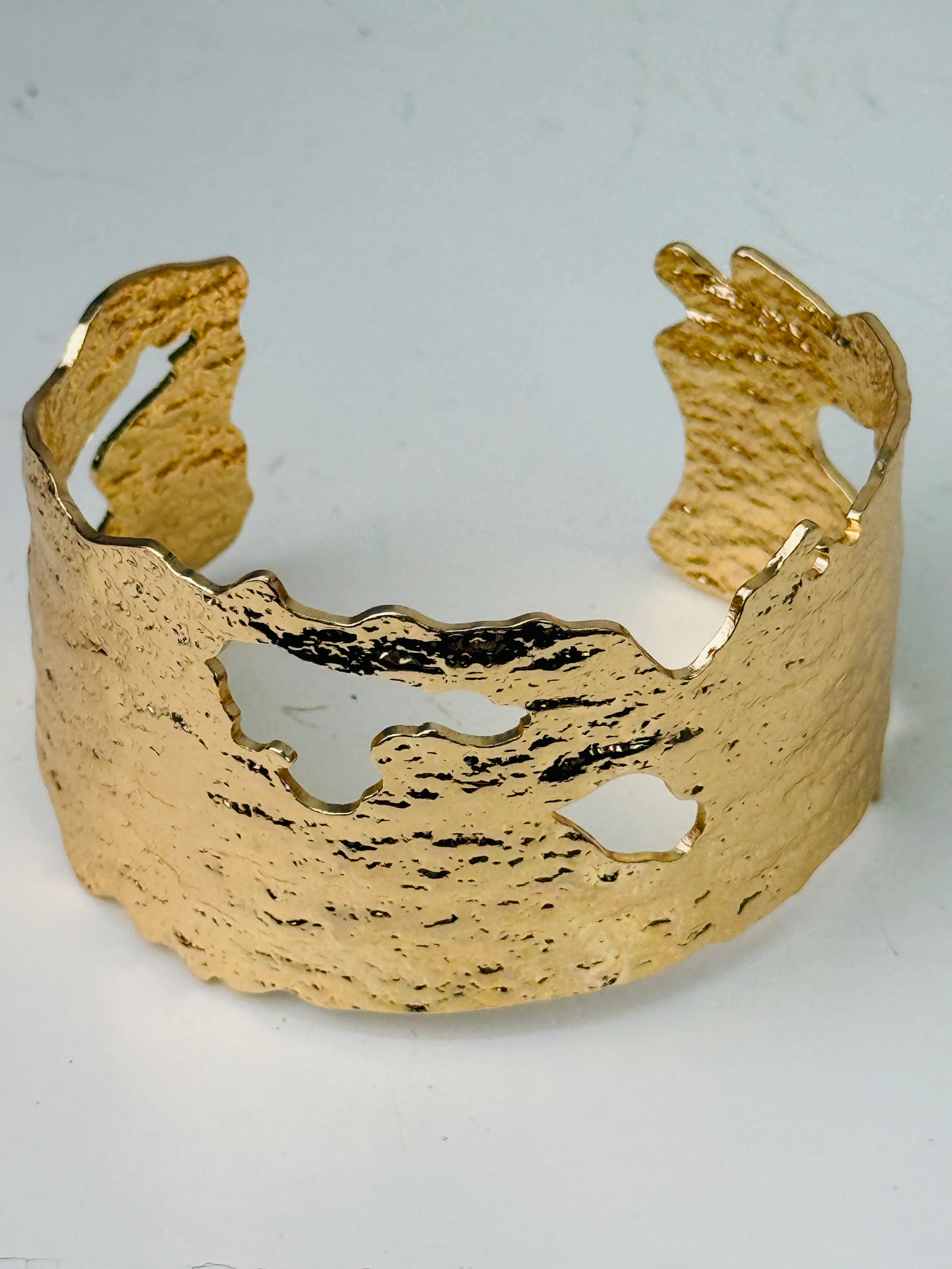 Heba Cuff Bracelet- Gold - Image 2