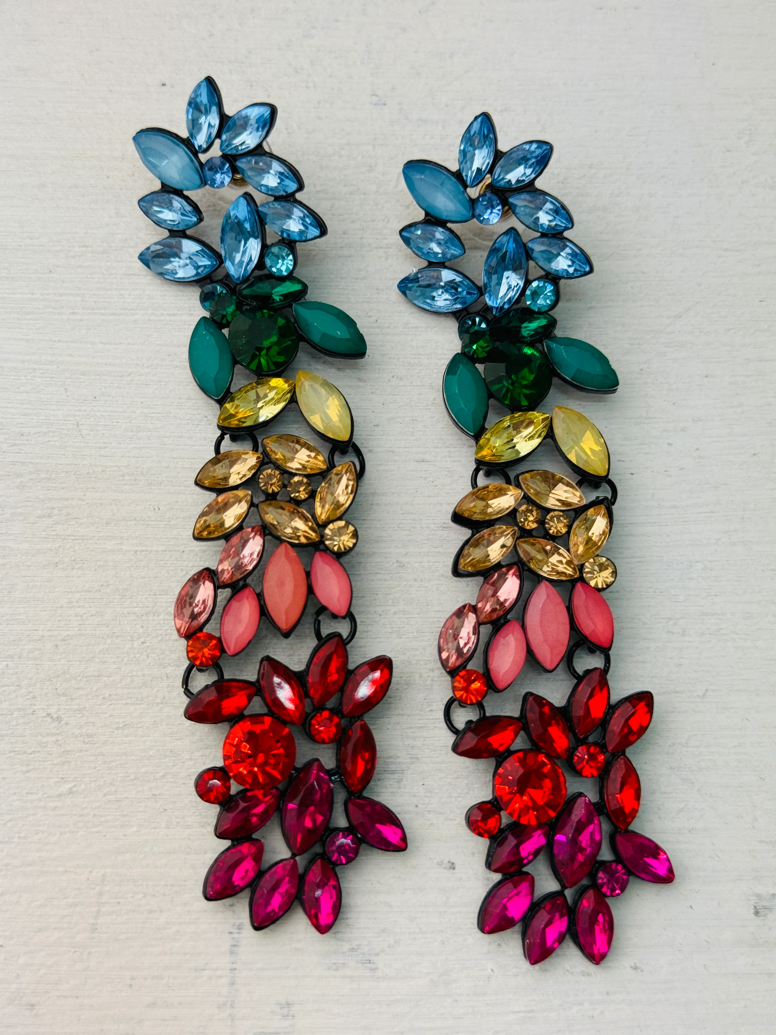Kano Earrings - Image 3