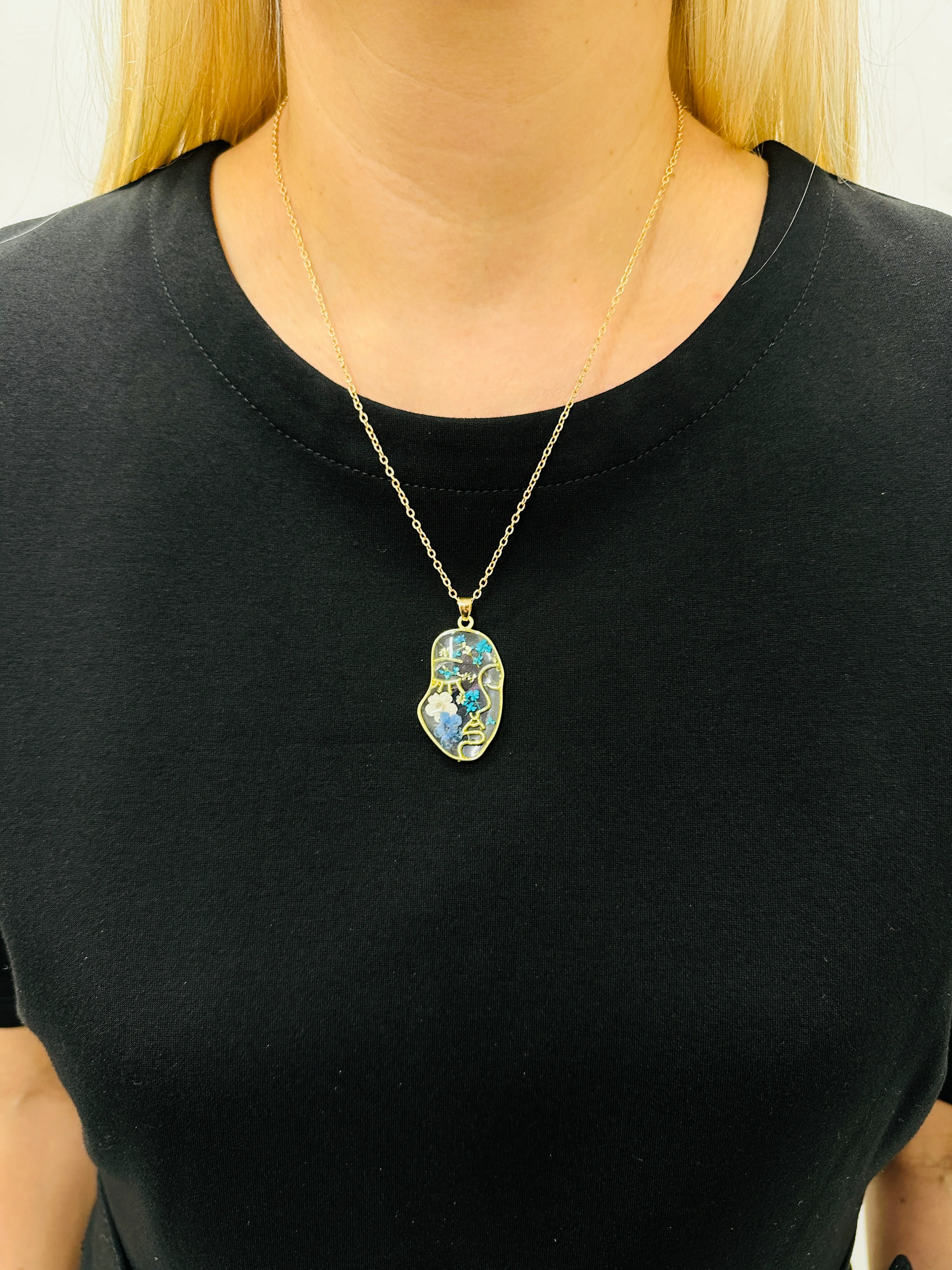 Kao Necklace - Turquoise - Image 6