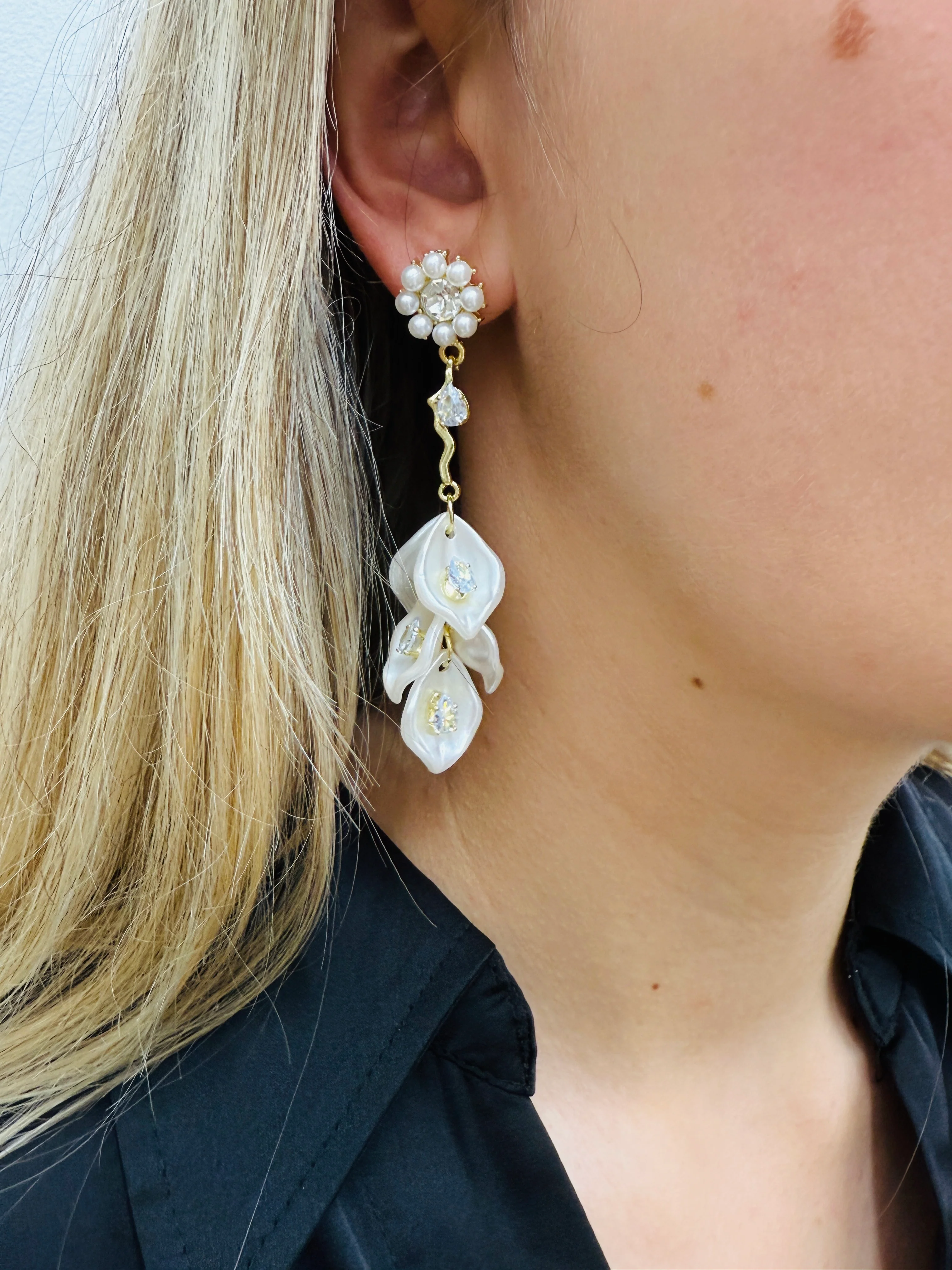 Lyla Earrings
