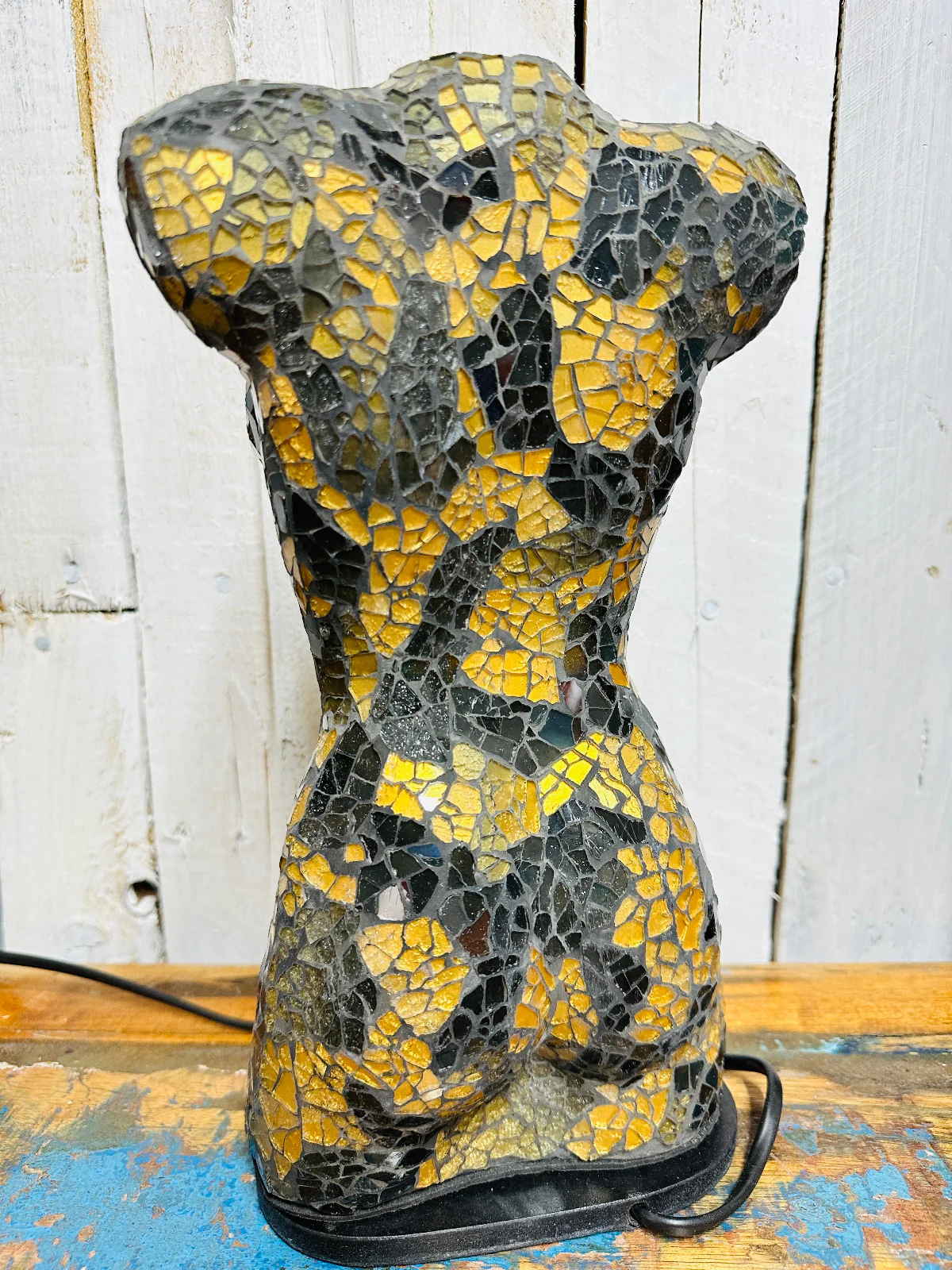 Mosaic Bust Lamp Small - Black Gold - Image 4