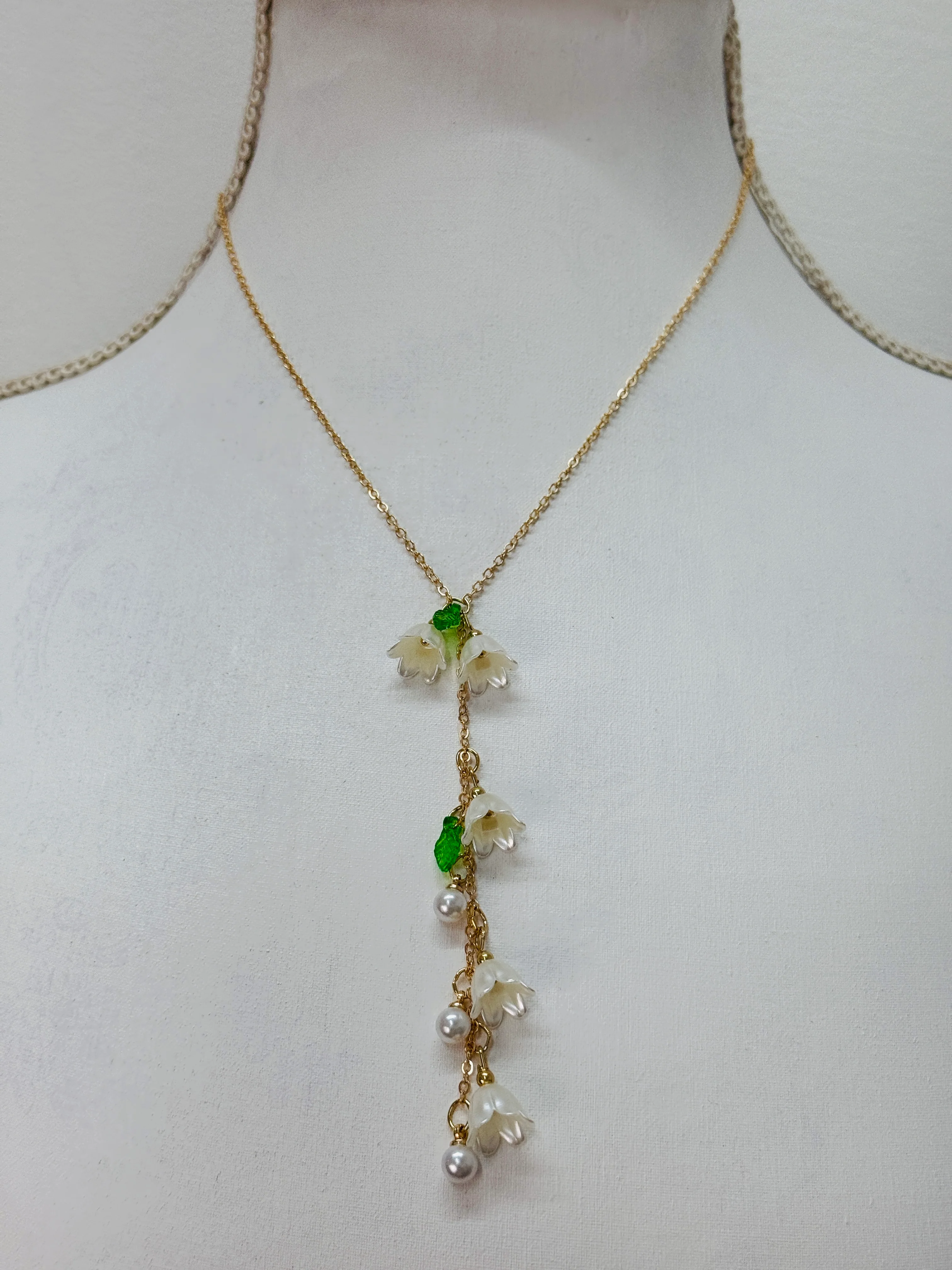 Lilie Necklace - Image 3